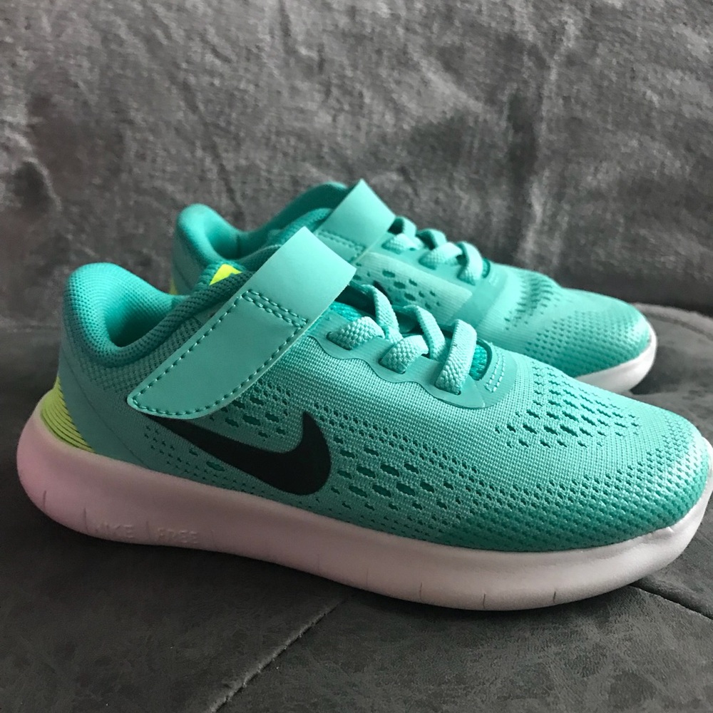 Teal Nike shoes sz 11 - NEW